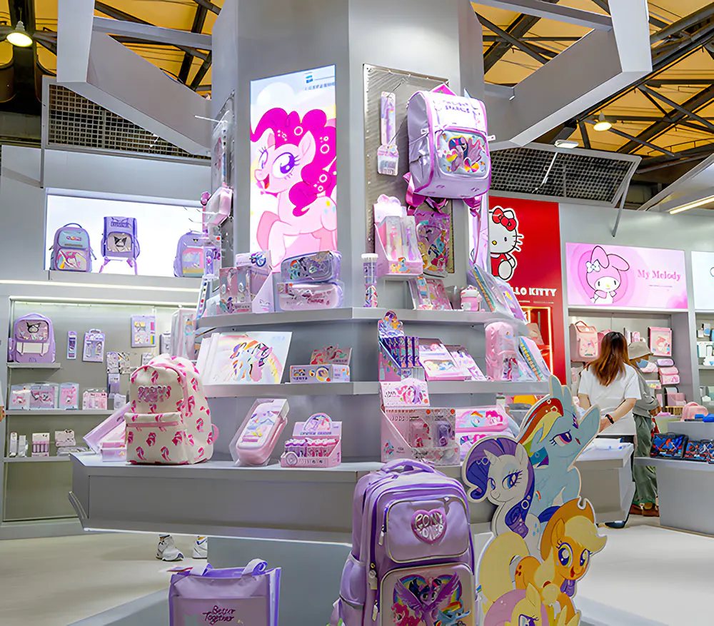 iiGEN presents at CSF: Exploring the innovative development of global licensed IP stationery.